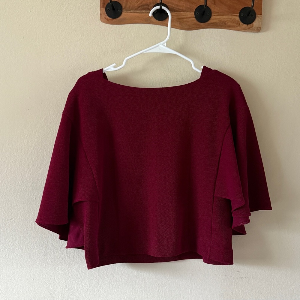 Anthropologie Eri + Ali Maroon Textured Flutter Sleeve Crop Top 2010s size S